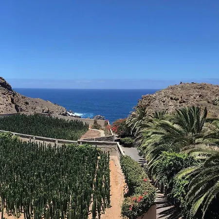 La Punta * איקוד דה לוס וינוס